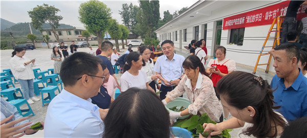 2023-6-21  貴州陽光產(chǎn)權(quán)交易所開展我們的節(jié)日·端午節(jié)主題實(shí)踐活動暨鄉(xiāng)村振興調(diào)研活動6.jpg