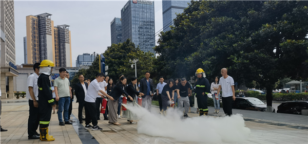 2023-6-29  貴州陽光產(chǎn)權(quán)交易所有限公司召開安全生產(chǎn)專題會(huì)暨“安康杯”知識(shí)競(jìng)答、消防安全火災(zāi)疏散逃生演練活動(dòng)圖片4.png