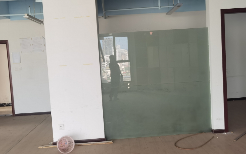 雄駿國際1單元三項(xiàng)資產(chǎn)轉(zhuǎn)讓（持有方：貴州省機(jī)關(guān)事務(wù)管理局國有資產(chǎn)管理服務(wù)中心）