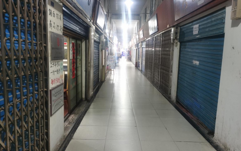 環(huán)城東路萬東商貿(mào)城丙一排04號(hào)、05號(hào)門面轉(zhuǎn)讓（持有方：貴州省機(jī)關(guān)事務(wù)管理局國有資產(chǎn)管理服務(wù)中心）