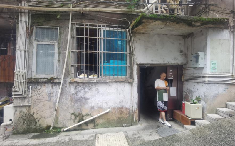 貴州省機(jī)關(guān)事務(wù)管理局國(guó)有資產(chǎn)管理服務(wù)中心貴陽(yáng)市南明區(qū)護(hù)國(guó)路153號(hào)3單元8層1號(hào)房屋資產(chǎn)招租