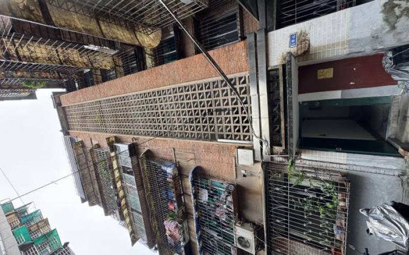 （降價）南明區(qū)建筑巷1號4單元7樓附14號轉讓（持有方：貴州省機關事務管理局國有資產(chǎn)管理服務中心）