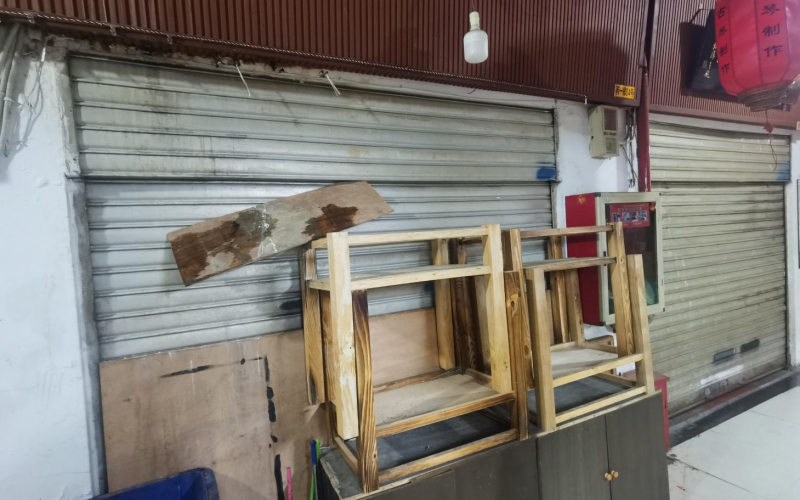 （降價）環(huán)城東路萬東商貿(mào)城丙一排04號、05號門面轉(zhuǎn)讓（持有方：貴州省機(jī)關(guān)事務(wù)管理局國有資產(chǎn)管理服務(wù)中心）(二次掛牌)