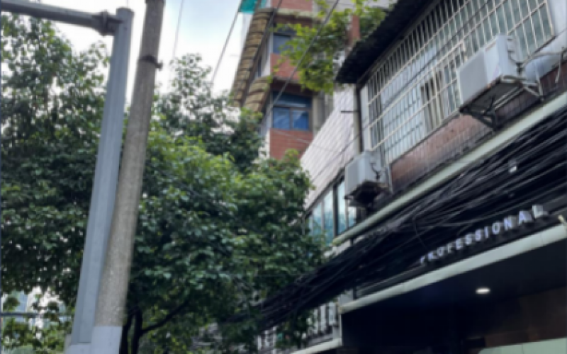 貴陽市云巖區(qū)金倉路40號(hào)附2號(hào)門面招租（降價(jià)延期）